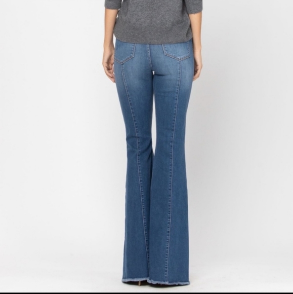 Women’s Judy Blue 70s,Highrise, Bell Bottom Flared Jeans - Picture 5 of 16